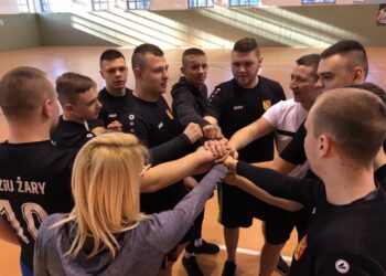 Finał Powiatowej Olimpiady Młodzieży w piłce koszykowej